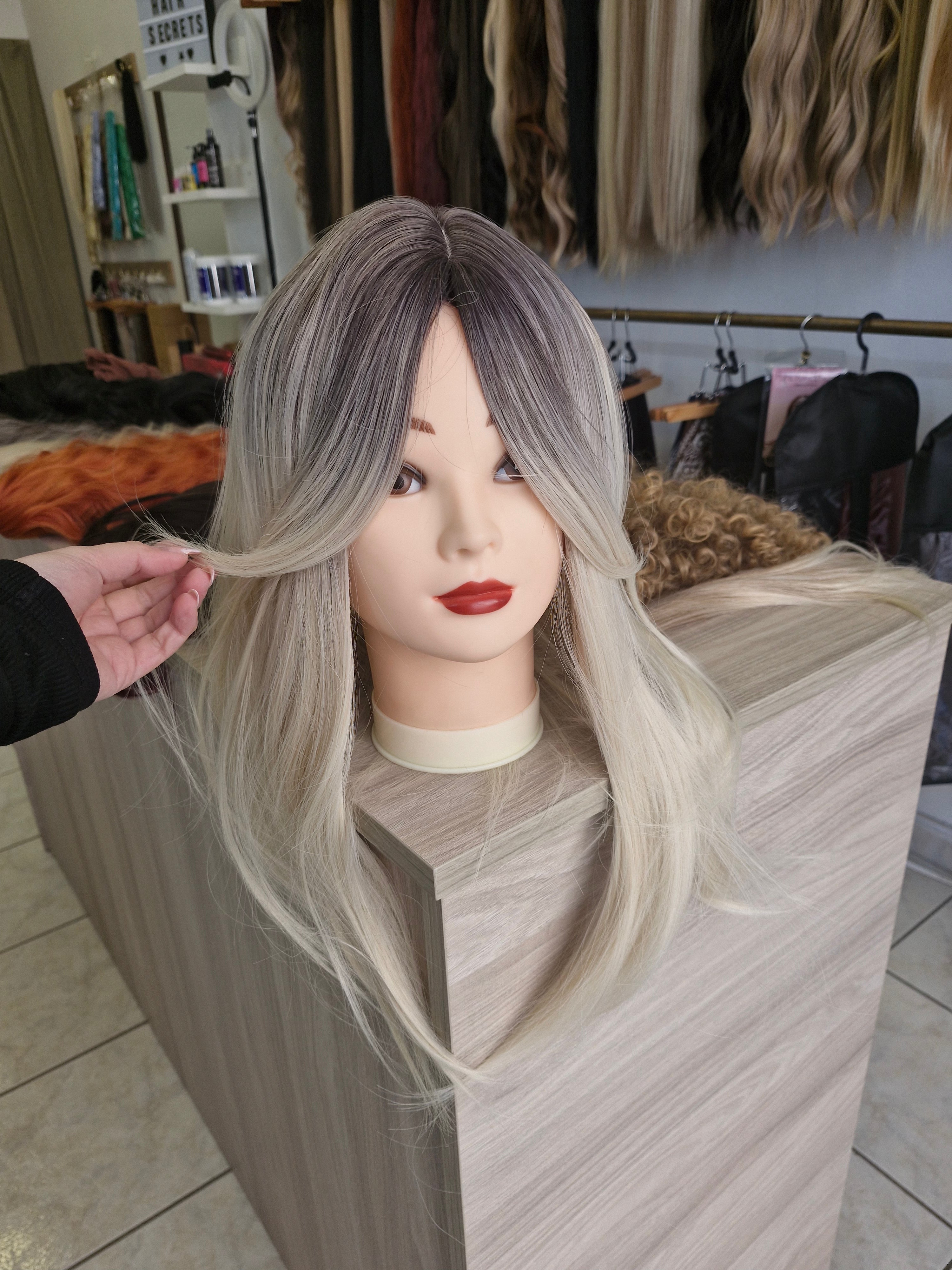 Τοπερ/τουπε κεφαλής balayage πλατινα