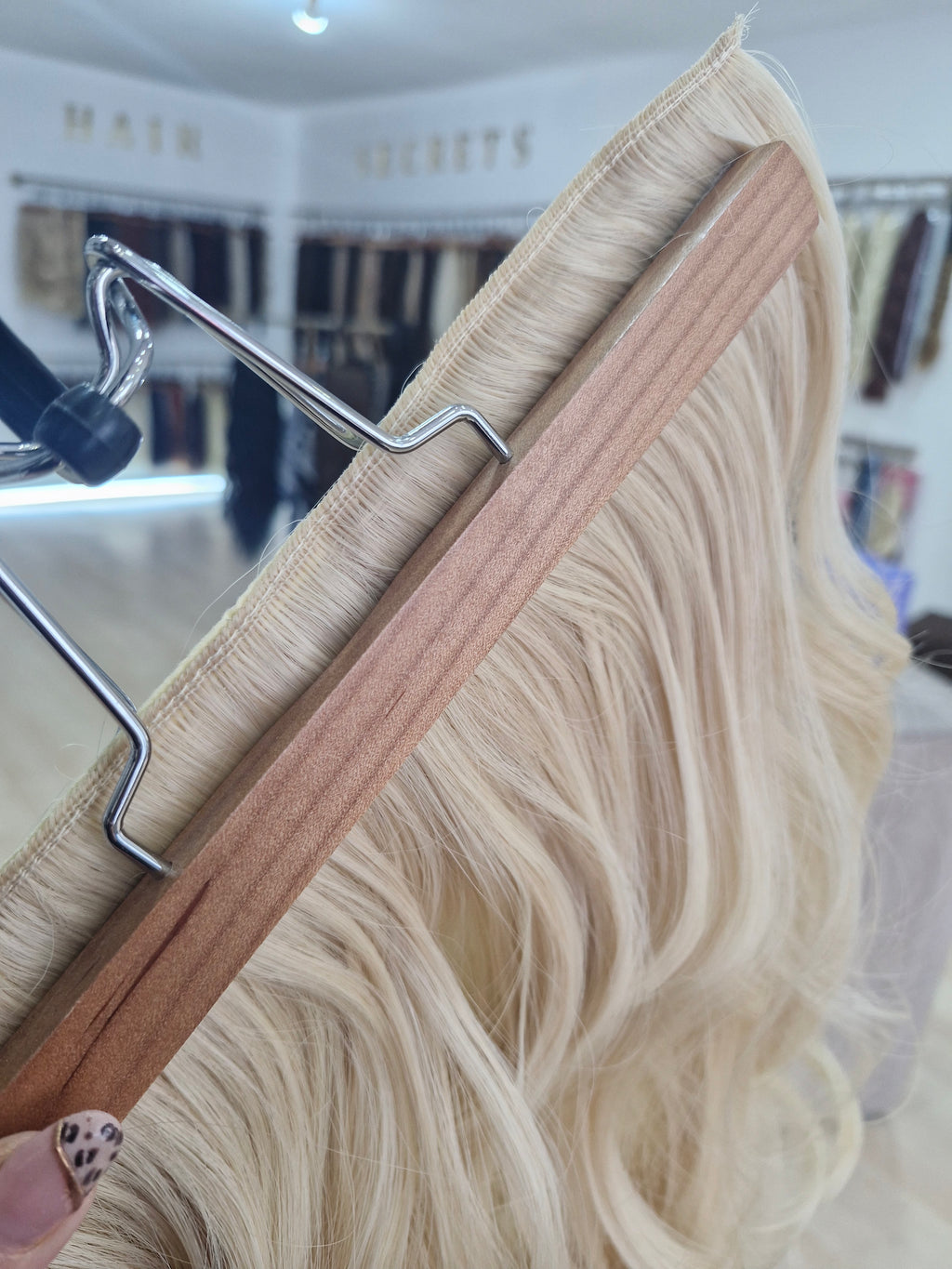 PREMIUM HAIR, τρεσα ξανθο μπεζ μονοκόμματη 60εκ/185γρ