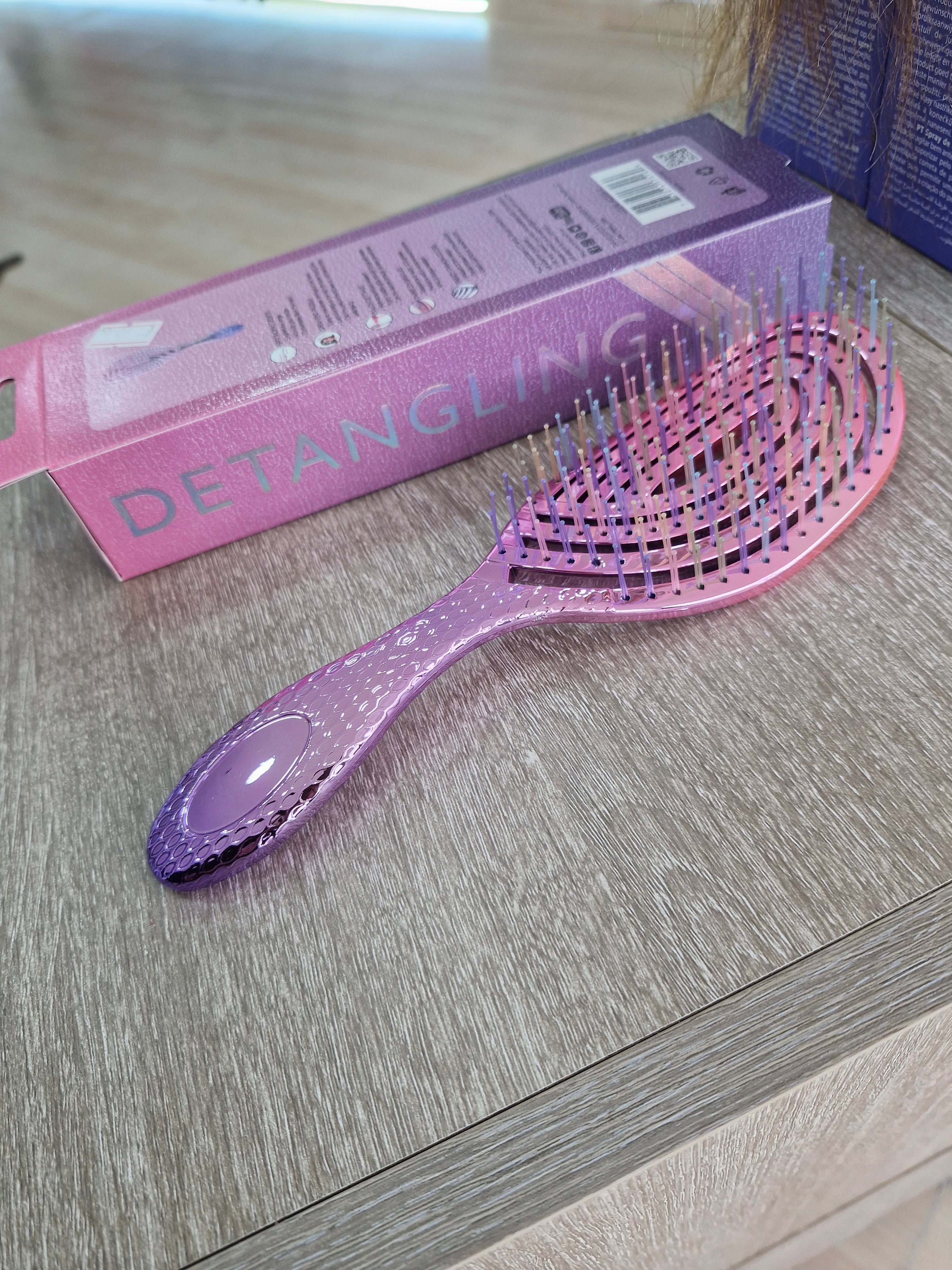 Candy Brush Pro (Lady Amethyst) - Η Viral Βούρτσα εργονομικη  Ξεμπέρδεματος & Αερος