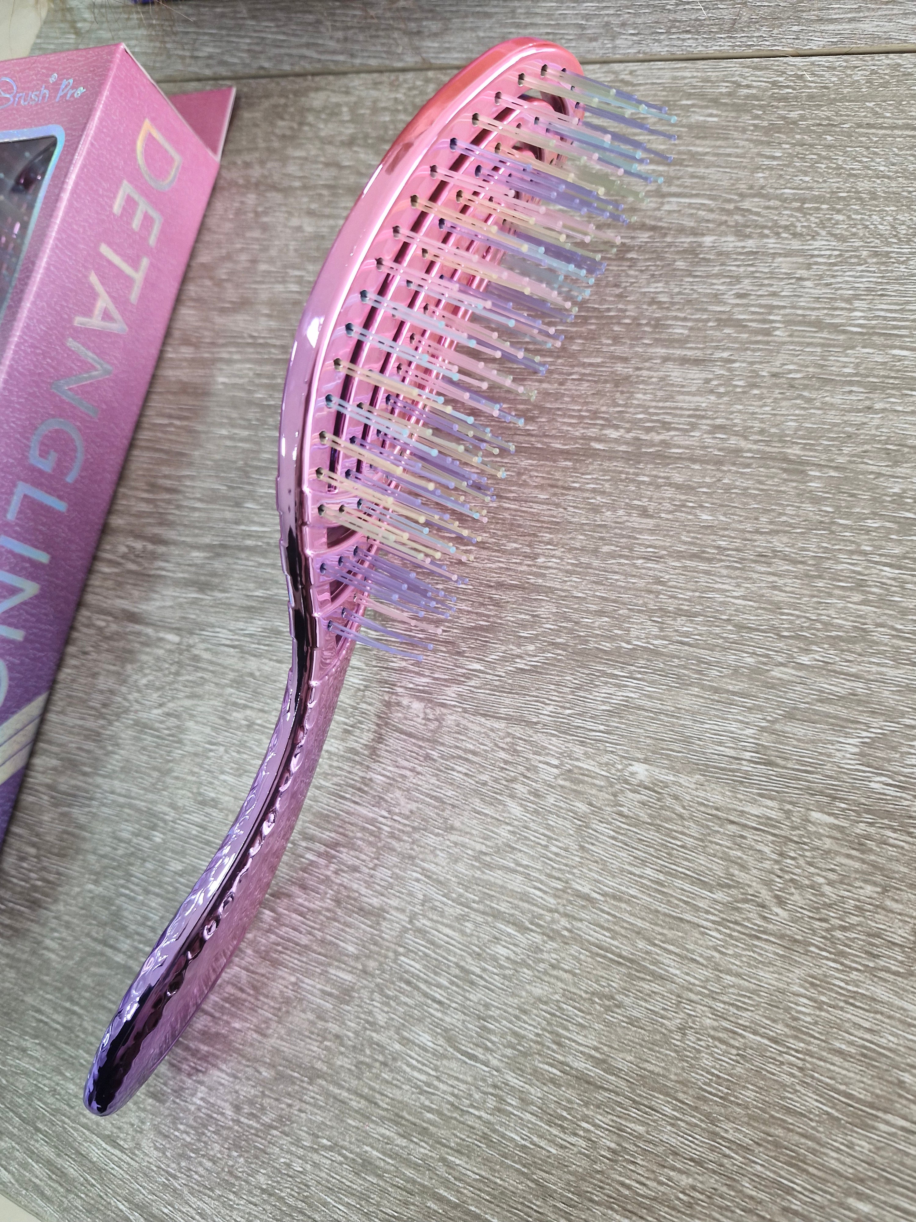 Candy Brush Pro (Lady Amethyst) - Η Viral Βούρτσα εργονομικη  Ξεμπέρδεματος & Αερος